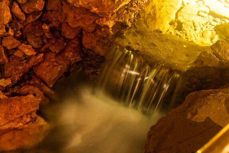 La Balme les Grottes - Les grottes