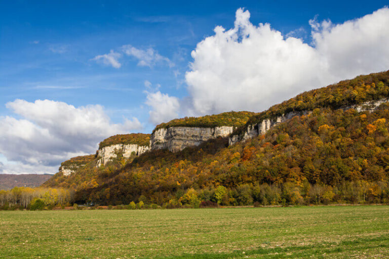 La Balme les Grottes - Les falaises