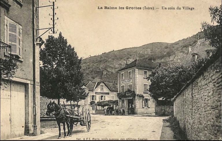 La Balme les Grottes - le village